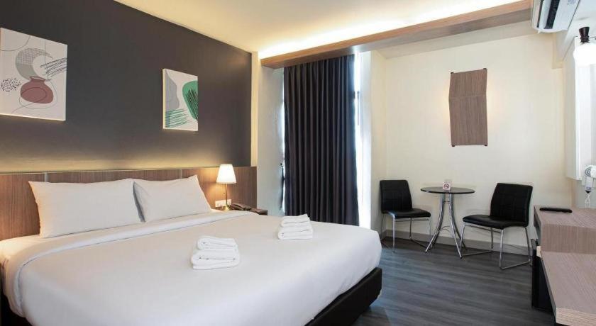 B2 Mae Sot Boutique & Budget Hotel Tak Buitenkant foto