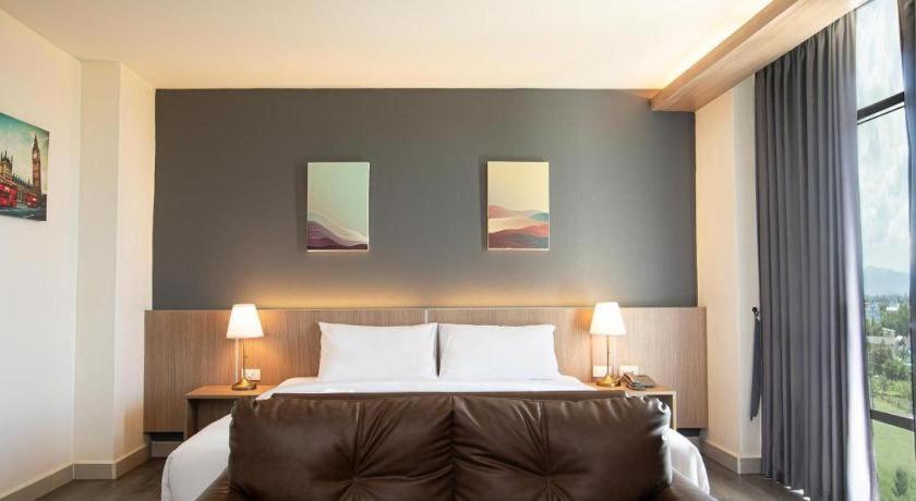 B2 Mae Sot Boutique & Budget Hotel Tak Buitenkant foto